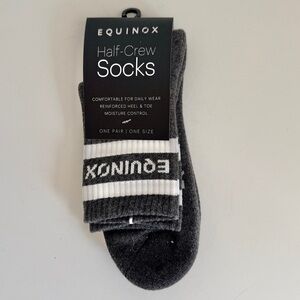 Brand NEW Equinox Gym Gray White Stripe Half Crew Socks One Size
